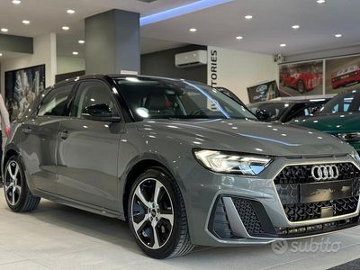Usata Audi A1 Sportback 82 CV (60 kW) 2023 Grigio Utilitaria