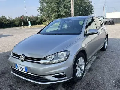 Usata VW Golf Sportsvan Comfortline 116 CV (85 kW) 2017 Monovolume