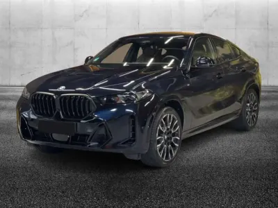 Usata BMW X6 M Sport 381 CV (280 kW) 2023 Nero metallizzato SUV