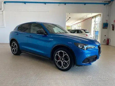 Usata Alfa Romeo Stelvio Premium 209 CV (153 kW) 2024 Blu SUV