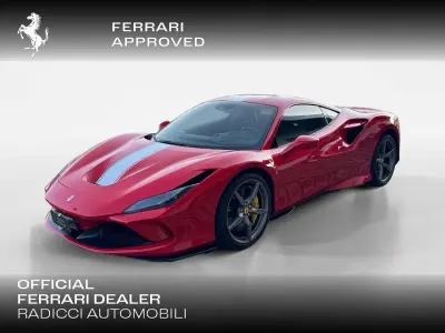 Usata Ferrari F8 721 CV (530 kW) 2022 Rosso Coupé