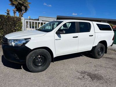 usata Toyota HiLux 2.4 d-4d double cab Comfort 4wd