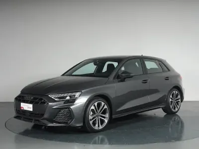 Usata Audi A3 S-Line 150 CV (110 kW) 2024 Grigio daytona perlato Berlina