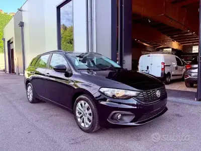 Usata Fiat Tipo 95 CV (69 kW) 2018 Nero Station wagon