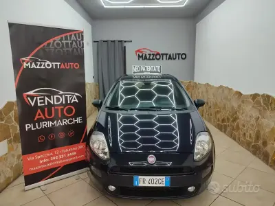 Usata Fiat Punto Street 95 CV (69 kW) 2018 Blu Utilitaria