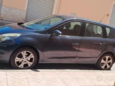 Usata Renault Scénic III XMOD 110 CV (80 kW) 2009 Monovolume