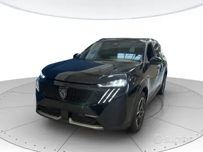 Usata Peugeot 5008 Allure 150 CV (110 kW) 2025 Nero SUV
