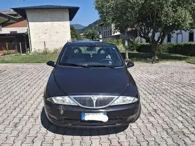 Usata Lancia Ypsilon