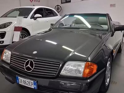 Usata Mercedes SL300 231 CV (169 kW) 1992 Grigio Cabrio