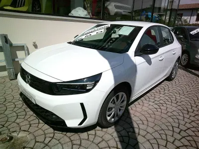 Usata Opel Corsa 75 CV (55 kW) 2024 Bianco Utilitaria