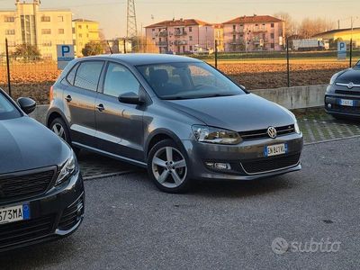 Usata VW Polo Highline 90 CV (66 kW) 2012 Grigio Berlina