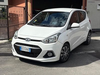 Usata Hyundai i10 Edition 66 CV (48 kW) 2015 Bianco Utilitaria