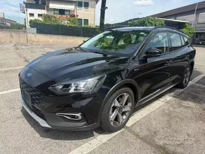 Usata Ford Focus Active 120 CV (88 kW) 2021 Nero Station wagon