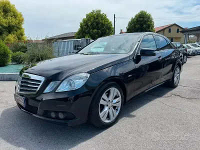 Usata Mercedes E200 Executive 136 CV (100 kW) 2009 Nero Berlina