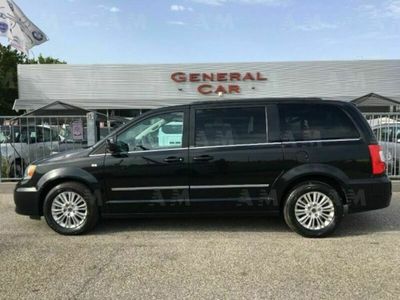 usata Lancia Voyager 2.8 TD 163CV 7P Stowngo Gold