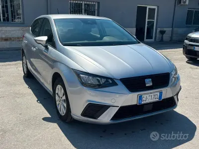 Usata Seat Ibiza Style 95 CV (69 kW) 2022 Grigio Utilitaria