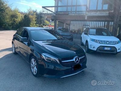 Usata Mercedes A180 109 CV (80 kW) 2017 Nero Berlina