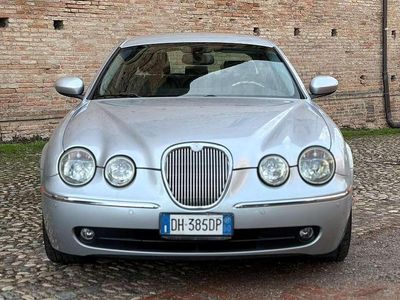 Usata Jaguar S-Type Executive 238 CV (175 kW) 2007 Argento Berlina