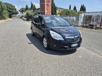 Usata Opel Meriva Cosmo 101 CV (74 kW) 2011 Other Monovolume