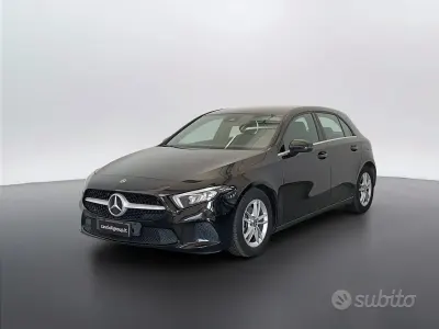 Usata Mercedes A180 Business 116 CV (85 kW) 2020 Nero Berlina