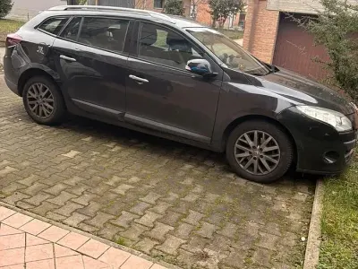 Usata Renault Mégane III 100 CV (73 kW) 2009 Berlina