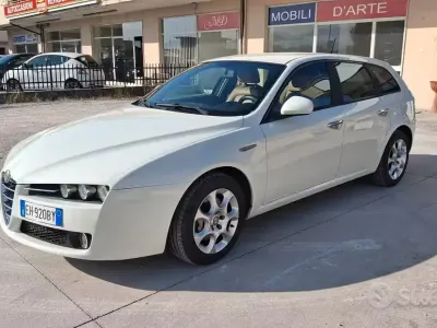 Usata Alfa Romeo 159 Progression 136 CV (100 kW) 2011 Bianco Station wagon