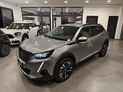 Usata Peugeot 2008 Allure 110 CV (80 kW) 2021 Grigio SUV