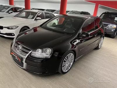 Usata VW Golf IV R 250 CV (183 kW) 2006 Nero Berlina