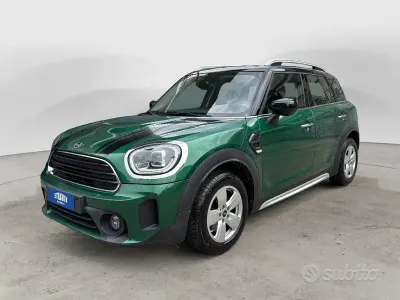 Usata Mini Cooper D Countryman Business 150 CV (110 kW) 2021 Verde metallizzato SUV