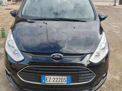 Usata Ford B-MAX Business Edition 75 CV (55 kW) 2015 Nero Monovolume