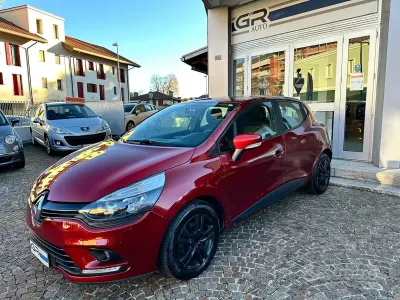 Usata Renault Clio IV Zen 75 CV (55 kW) 2017 Rosso Berlina