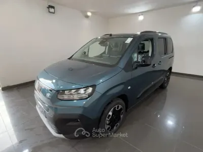 Nuova Fiat Qubo Trekking 102 CV (75 kW) 2026 Blu Monovolume