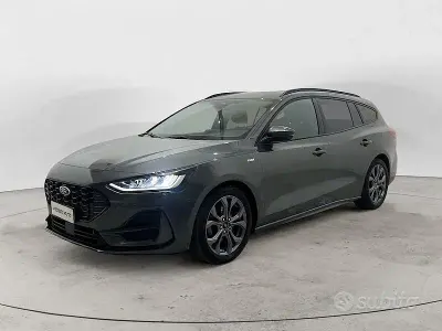 Usata Ford Focus ST 116 CV (85 kW) 2024 Grigio scuro Station wagon