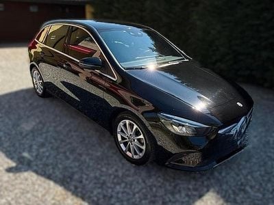 Gebraucht Mercedes B180 136 PS (100 kW) 2019 Schwarz Van / Kleinbus