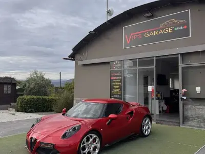 Usata Alfa Romeo 4C 241 CV (177 kW) 2016 Rosso Coupé