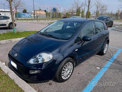 Usata Fiat Punto Street 95 CV (69 kW) 2016 Blu Utilitaria