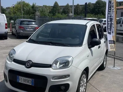 Usata Fiat Panda Pop 69 CV (50 kW) 2016 Bianco Utilitaria