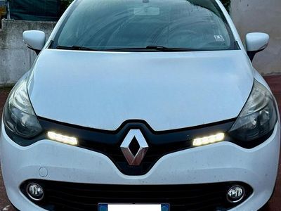 Usata Renault Clio IV 75 CV (55 kW) 2014 Bianco Utilitaria