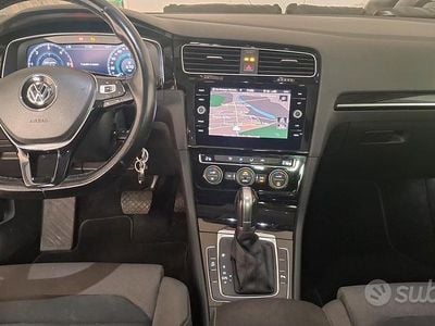 Usata VW Golf VII Highline 116 CV (85 kW) 2018 Grigio Berlina