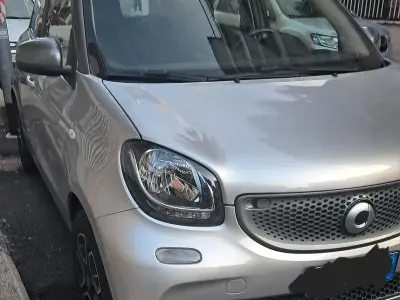 Usata Smart ForFour Passion 90 CV (66 kW) 2018 Grigio Utilitaria