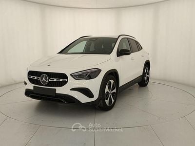 Nuova Mercedes GLA200 150 CV (110 kW) 2026 Bianco SUV