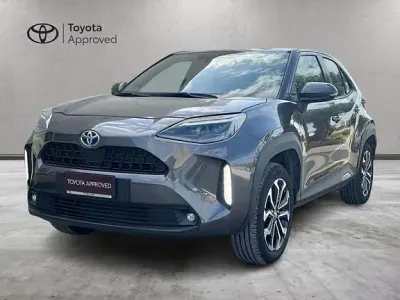Usata Toyota Yaris Cross Trend 116 CV (85 kW) 2022 Grigio SUV