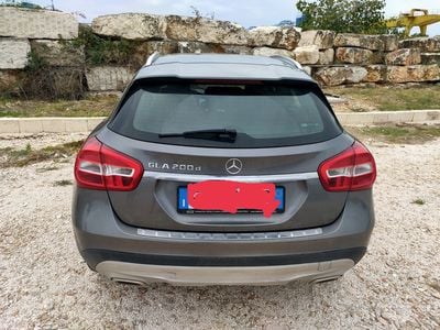 Usata Mercedes GLA200 Sport 170 CV (125 kW) 2016 Grigio SUV