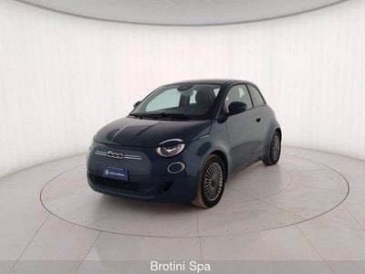 Usata Fiat 500e Icon 69 kW (95 CV) 2022 Blu metallizzato Utilitaria