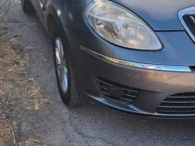 Usata Lancia Musa 90 CV (66 kW) 2010 Monovolume