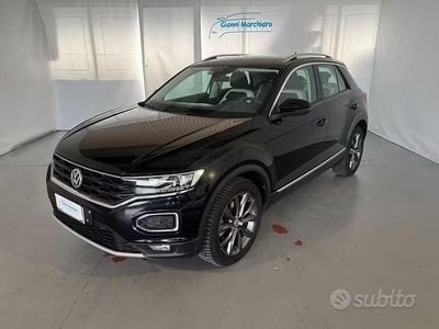 Usata VW T-Roc Advance 150 CV (110 kW) 2018 Nero SUV