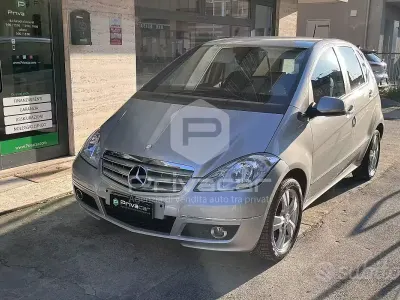 Begagnad Mercedes A160 Avantgarde 95 HK (69 kW) 2009 Grå Minibuss
