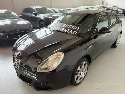 Usata Alfa Romeo Giulietta Distinctive 170 CV (125 kW) 2010 Nero Utilitaria