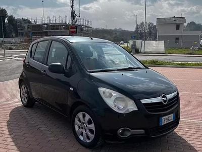 Usata Opel Agila 86 CV (63 kW) 2010 Nero Utilitaria