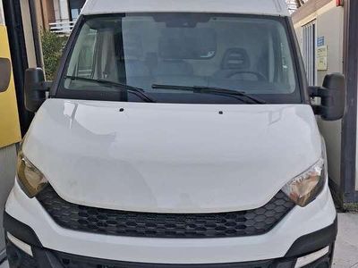 Usata Iveco Daily 155 CV (114 kW) 2017